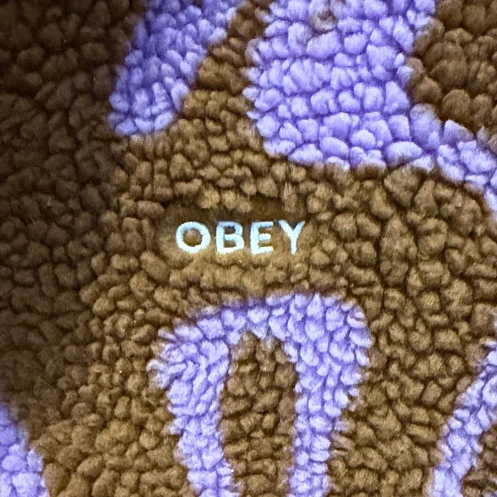 Obey Women’s Brown and Purple Patterned Puffer Jacket With Pockets! - Picture 2 of 11